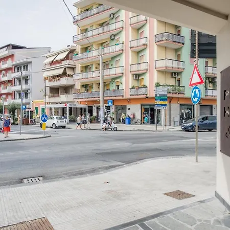 Apartment Square Milazzo